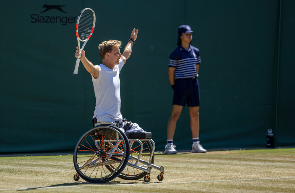 Vink schrijft geschiedenis op Wimbledon met drie titels op rij 