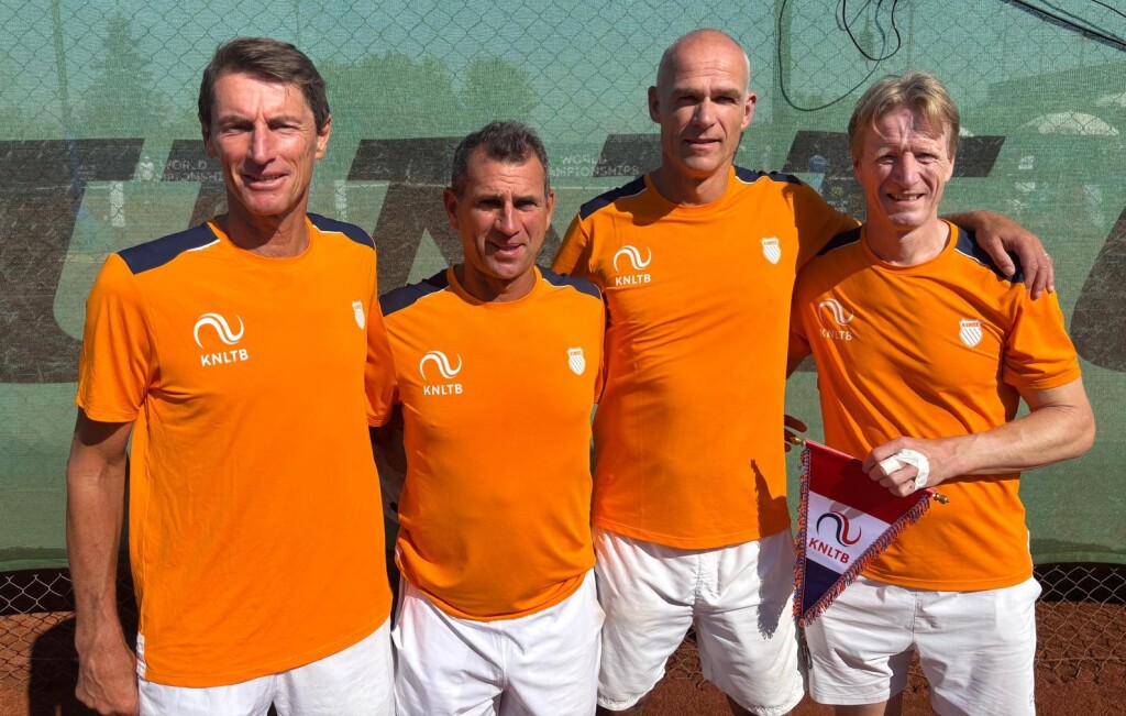 Zilver voor Nederlandse mannen 55+ op WK Masters; Frankrijk weer te sterk in finale